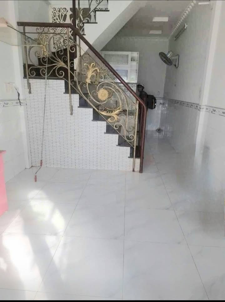 Nhà nguyên căn mặt tiền Lâm Văn Bền, Q7 30m² giá 17 triệu - Kinh doanh sầm uất!