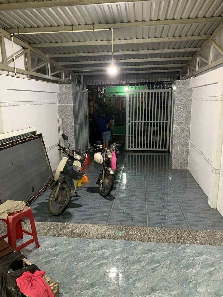 Nhà cho thuê Hẻm 311 Nguyễn Văn Cừ, 96m² - Phù hợp ở và kinh doanh!