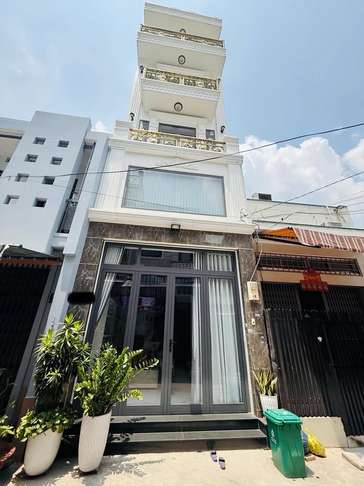 Nhà 5 tầng Bình Hưng Hòa A 48m² giá 6 tỷ - Ô tô đậu cửa hẻm rộng!