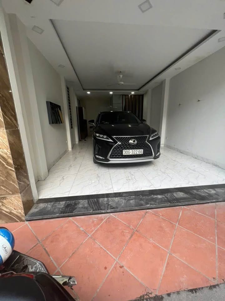 Nhà cho thuê Trần Quốc Hoàn, Cầu Giấy 65m² giá 30 triệu - Nhà mới đẹp, đầy đủ nội thất!