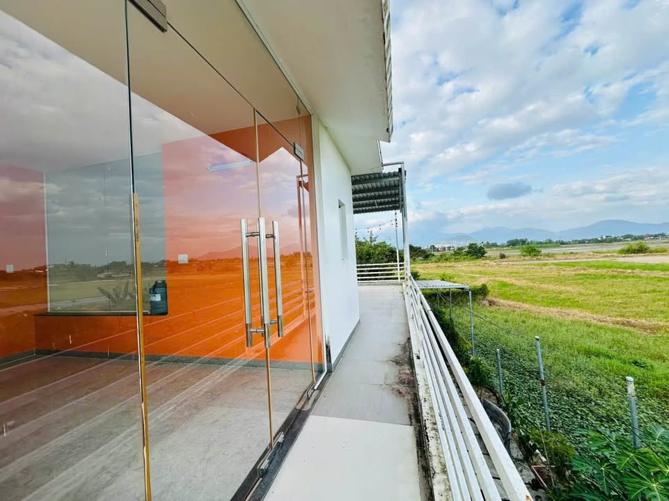 Nhà 2 Tầng Tại Suối Tiên 990m² giá 2.85 tỷ - Sân vườn cây trái lý tưởng!