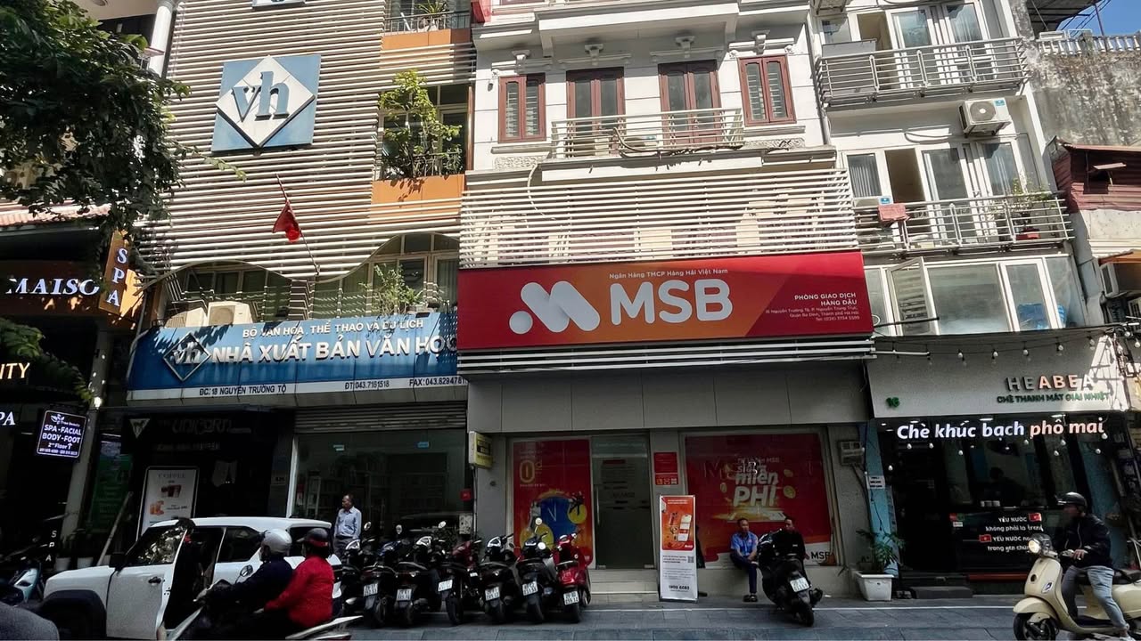 Cho thuê mặt bằng kinh doanh phố Nguyễn Trường Tộ - Ba Đình 52m², giá 42 triệu/tháng - Vị trí đắc địa, kinh doanh thuận lợi!