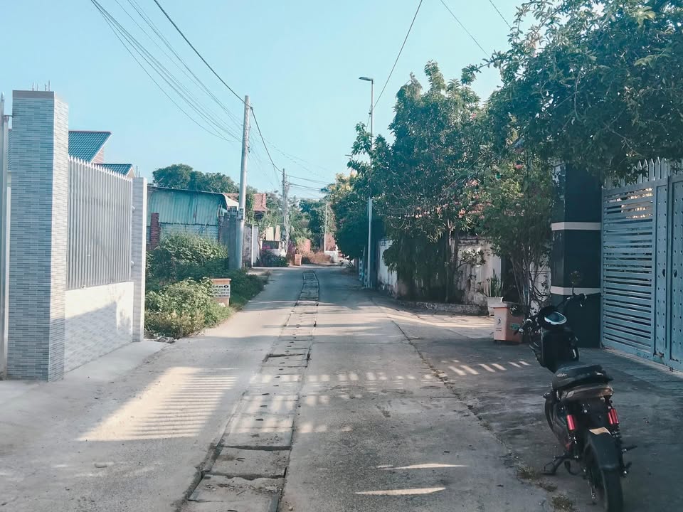 Đất nền tại xã Long Hải, Bà Rịa - Vũng Tàu 135m² giá 2.3 tỷ - Khu dân cư an ninh, gần chợ!