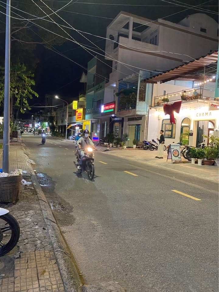 Nhà phố 1 trệt 1 lầu đường Nguyễn Trãi, Cao Lãnh 72m² giá 4 tỷ - Vị trí kinh doanh đắc địa!