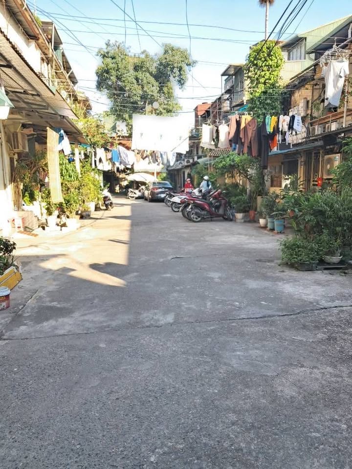 Căn hộ Tập thể Lê Gia Định Hai Bà Trưng 19m² giá 1.35 tỷ - Gác lửng khép kín, chính chủ!