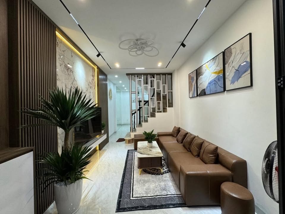 Nhà 30m² tại Dương Nội, Hà Đông - 5 tỷ, Sổ đỏ chính chủ, Sang tên ngay!