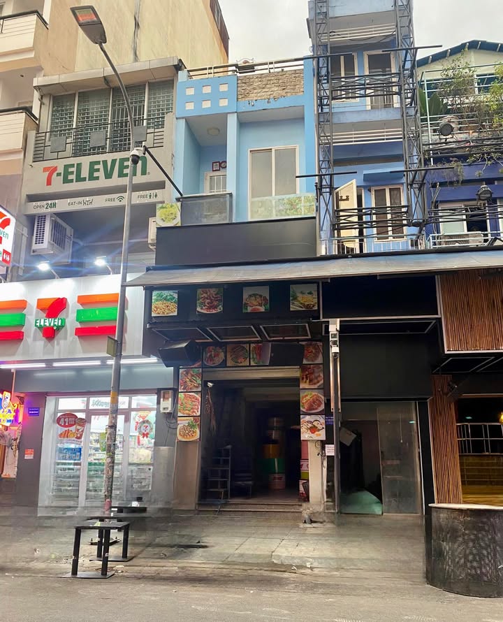 Nhà mặt tiền Bùi Viện, quận 1, diện tích 36m² - Địa điểm lý tưởng cho kinh doanh!