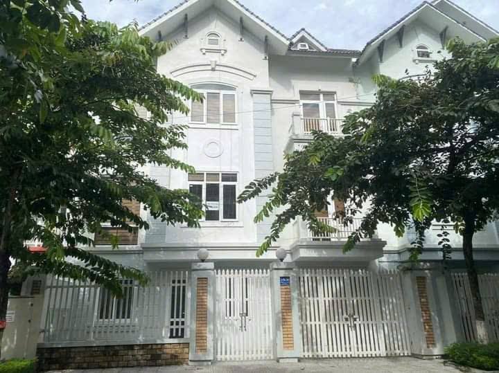 Nhà vườn cho thuê tại A Geleximco, 150m² - Kinh doanh sầm uất