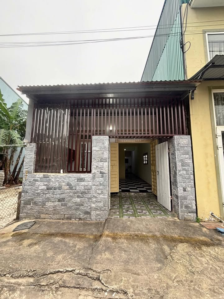 Đất tặng kèm nhà cấp 4 tại Hưng Đông 60m² giá cực sốc - Gần khu công nghiệp Vship!