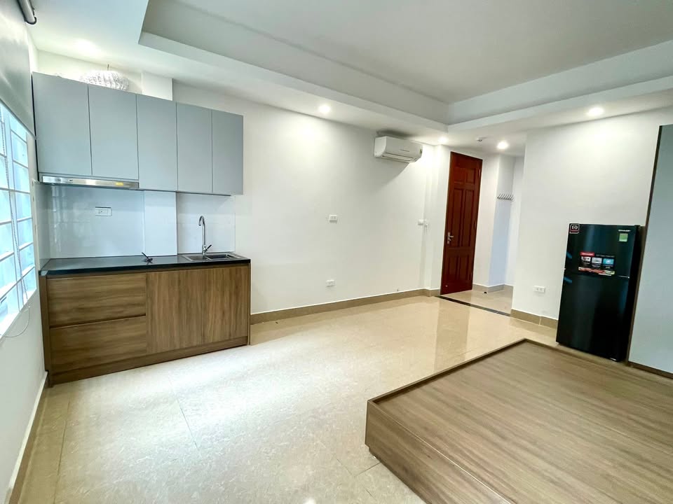 Phòng cho thuê 31m² tại ngõ 204 Trần Duy Hưng, Cầu Giấy - Full nội thất, vào ở ngay!