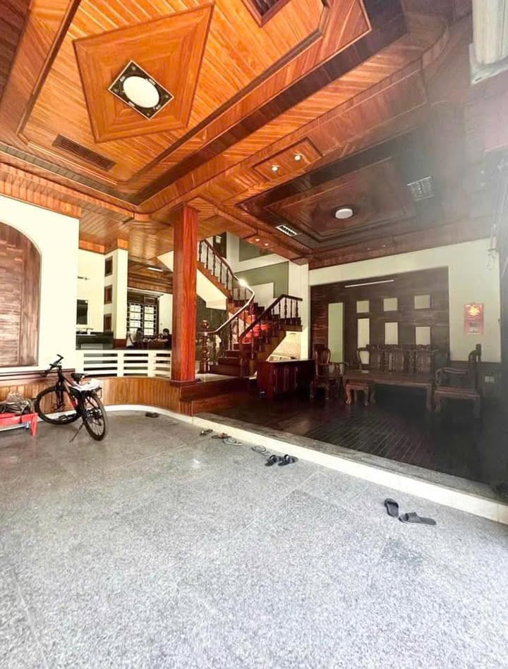 Nhà phố cho thuê đường Bế Văn Đàn, quận Thanh Khê, Đà Nẵng - Full nội thất, giá 15 triệu