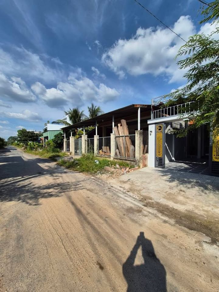 Nhà mới đẹp 145m² tại Ninh Lộc, Tây Ninh - Chỉ 1.65 tỷ, mua ngay!