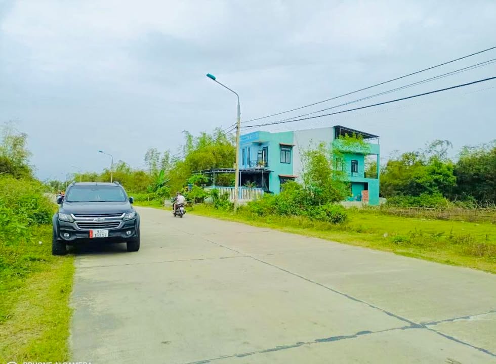 Đất nền mặt tiền Hồ Nghinh, Điện Nam Đông, 100m² giá chỉ 1.6 tỷ - Cơ hội đầu tư tuyệt vời!