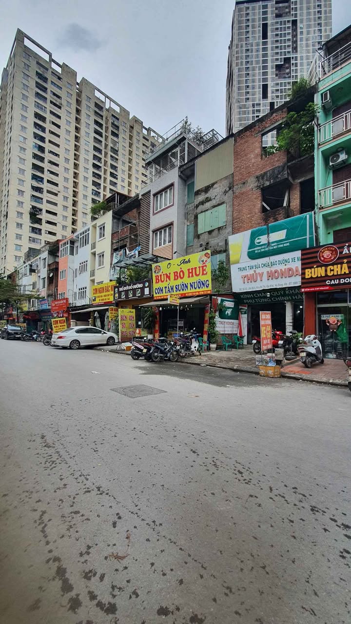 Townhouse Liền kề Văn Khê 83m² giá thỏa thuận - Kinh doanh siêu lợi nhuận!