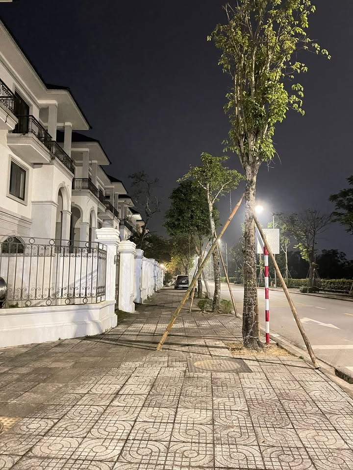 Nhà 3.5 tầng Vinh Heritage 108m² giá chỉ 7.7 tỷ - Sổ đỏ sang tên ngay!