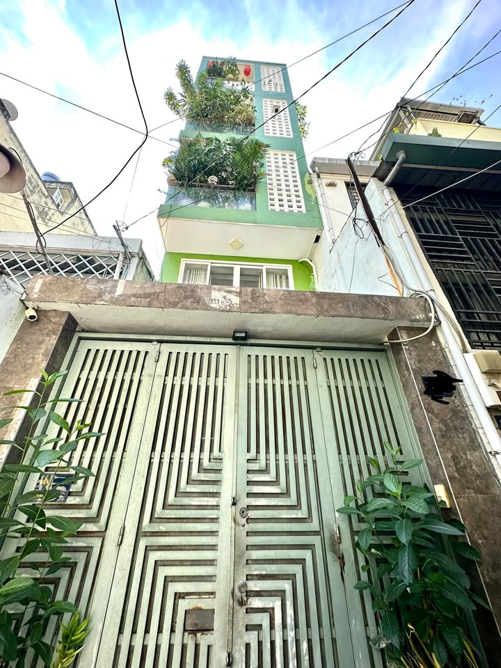 Nhà phố Quận 10, đường 3/2, 40m² giá 7 tỷ - Hàng hiếm trong khu VIP!