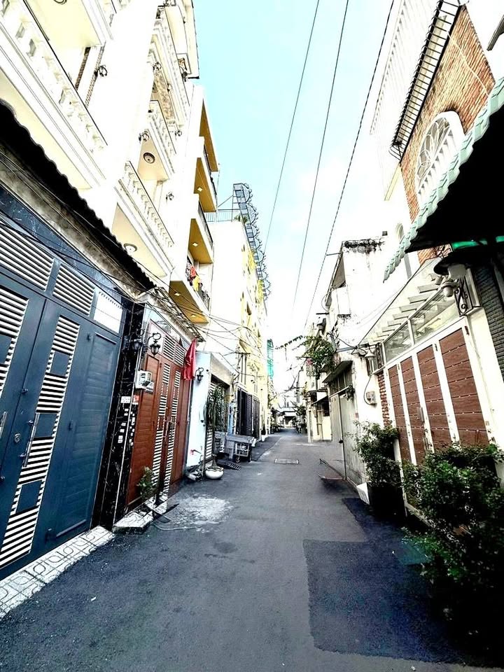 Nhà 5 tầng nở hậu, full nội thất tại Quang Trung, Gò Vấp chỉ 6 tỷ - Đón lộc ngay hôm nay!