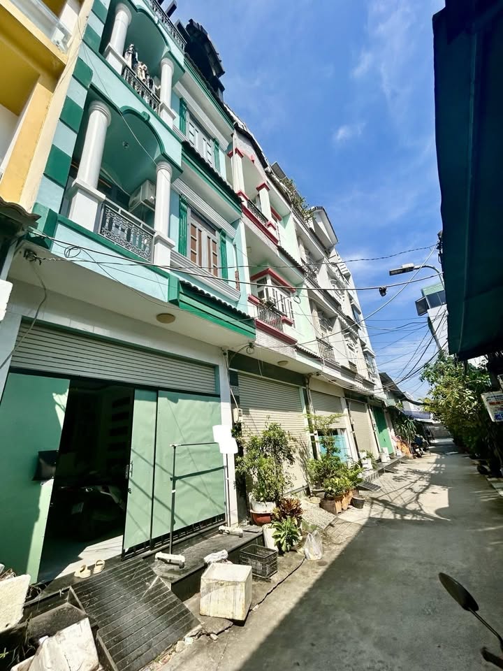 Căn hộ dịch vụ 4 tầng tại Huỳnh Tấn Phát, Quận 7, 60m² giá 7.6 tỷ - Dòng tiền ổn định 30 triệu/tháng!