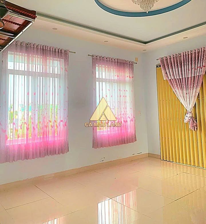 Biệt thự đẹp tại Phường 5, TP. Cà Mau 320m² - Sổ hồng chính chủ, giá thương lượng!