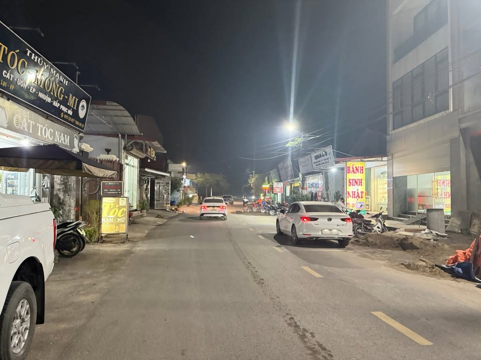 Đất kinh doanh mặt tiền Chợ Rau xã Liên Châu 113m² - Giá chỉ 5 tỷ