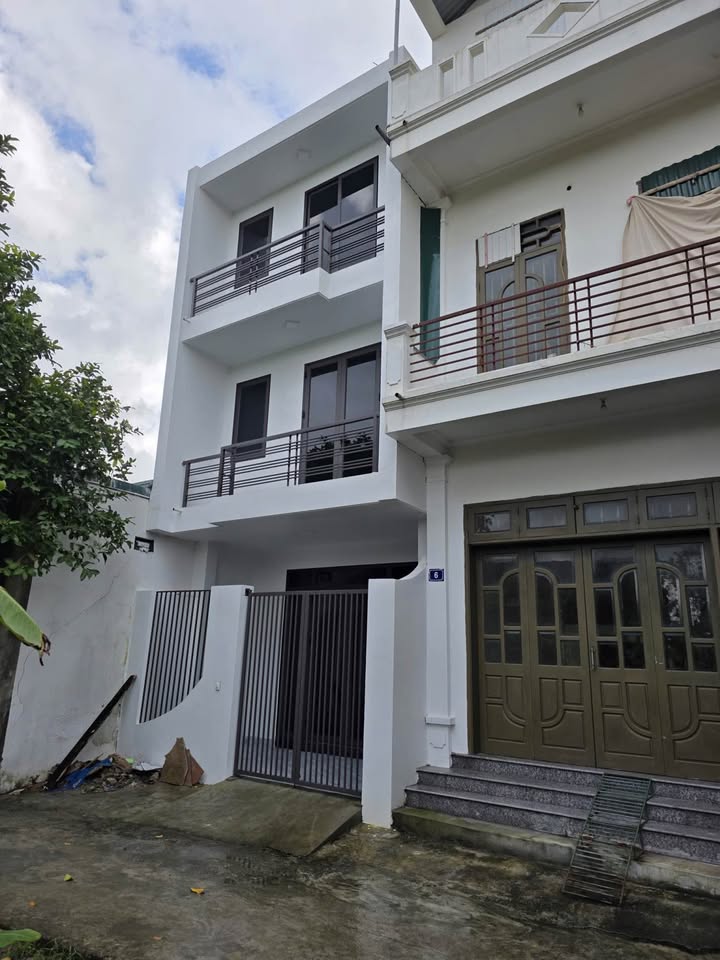 Nhà 3 tầng mới xây tại Ninh Nhất 68m² - Đầy đủ công năng, giá thỏa thuận!