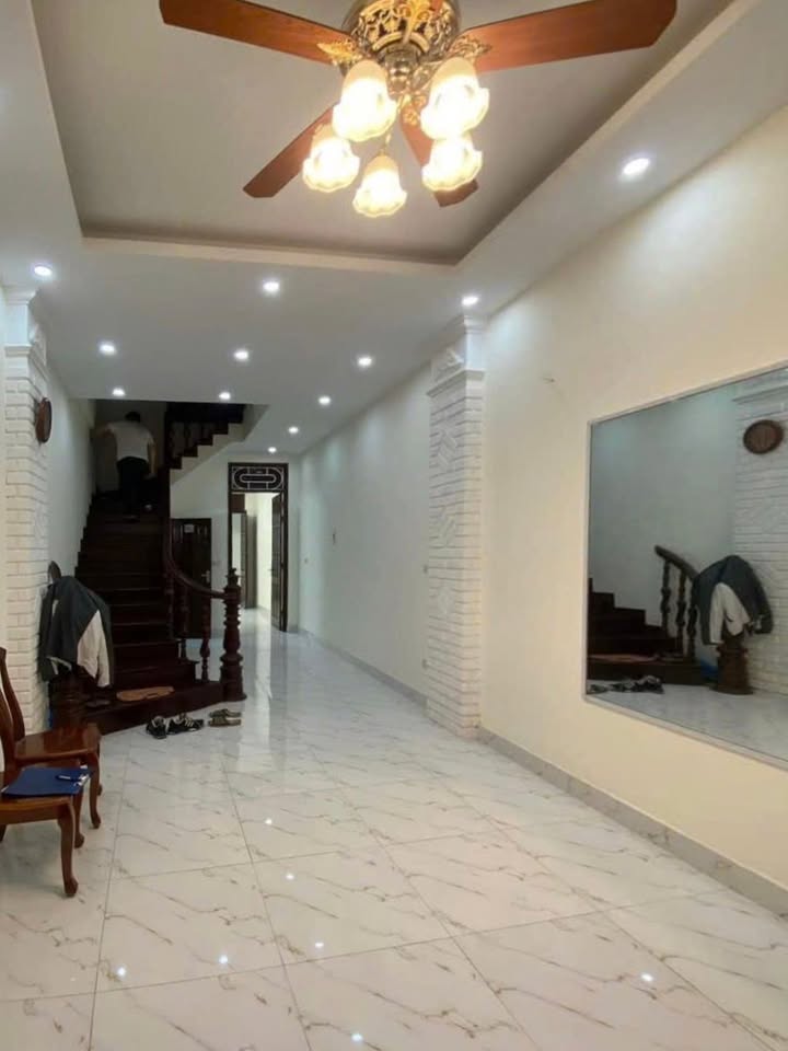 Nhà 5 tầng Thanh Xuân 15m² giá 11 tỷ - Dòng tiền 26 triệu/tháng!