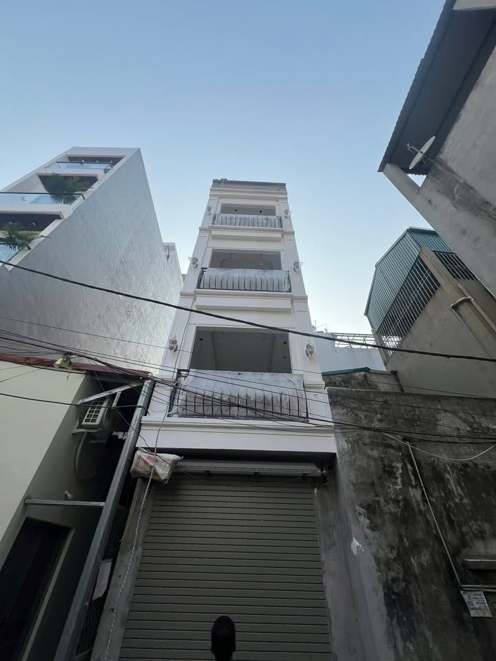 Nhà riêng Thạch Bàn 41m² giá 7 tỷ - Đơn lập, ô tô vào tận nhà!