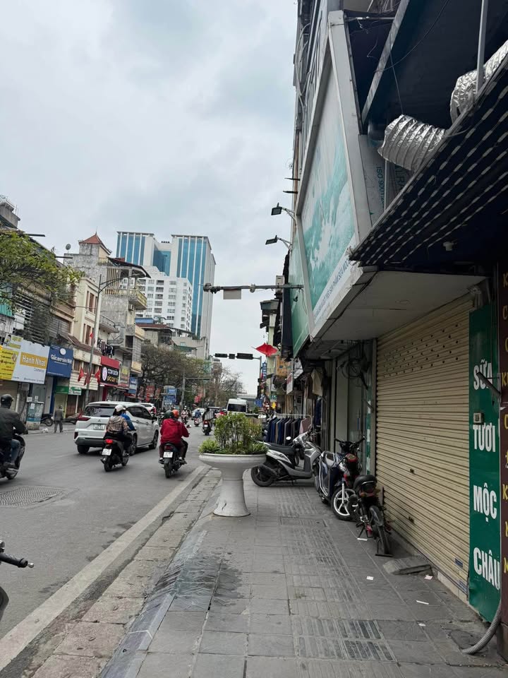 Toà nhà mặt phố Kim Ngưu 6 tầng - Giá 25 tỷ - Kinh doanh đắc địa