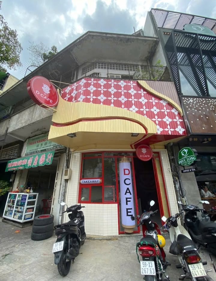 Mặt bằng cho thuê đường 3/2 quận 11 - Góc 2 mặt tiền, thuận tiện kinh doanh!