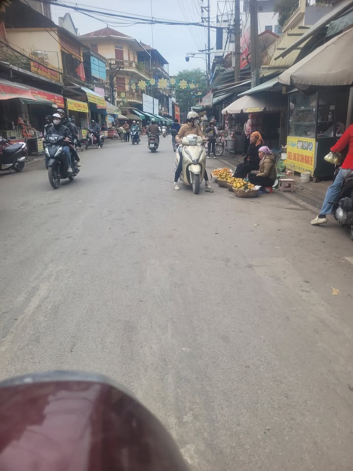 Nhà 3 tầng mặt tiền đường Bắc Sơn 180m² - Đầu tư sinh lời ngay!