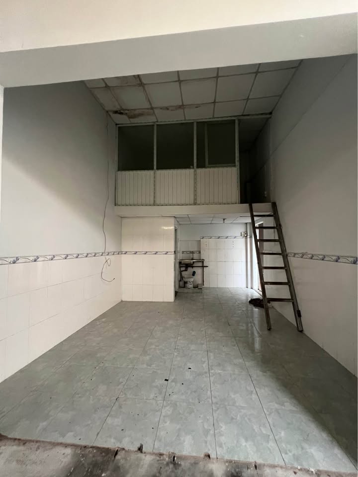 FrontHouse Dĩ An 125m² giá 3.45 tỷ - Mặt tiền kinh doanh sầm uất!