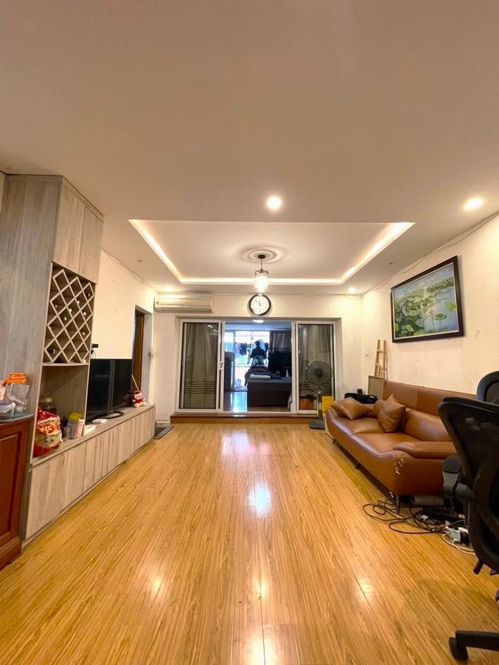 Căn hộ tập thể Vũ Ngọc Phan - Đống Đa 42m² - Sẵn sàng vào ở!