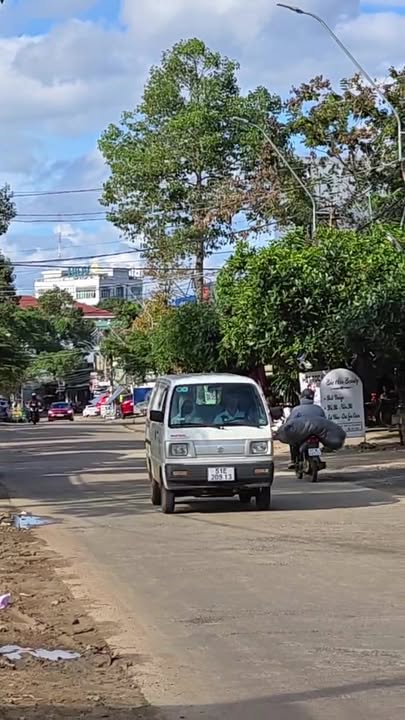 Nhà phố Ea Kar, Đắk Lắk 204m² giá 3.2 tỷ - Khu vực kinh doanh sầm uất!