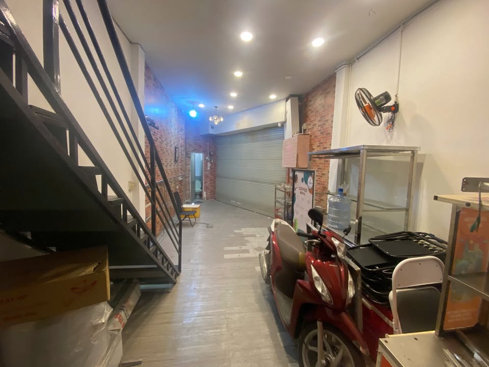 Cho thuê mặt bằng mặt tiền đường Lê Bình, Tân Sơn Nhất - Giá chỉ 4.5 triệu/tháng!