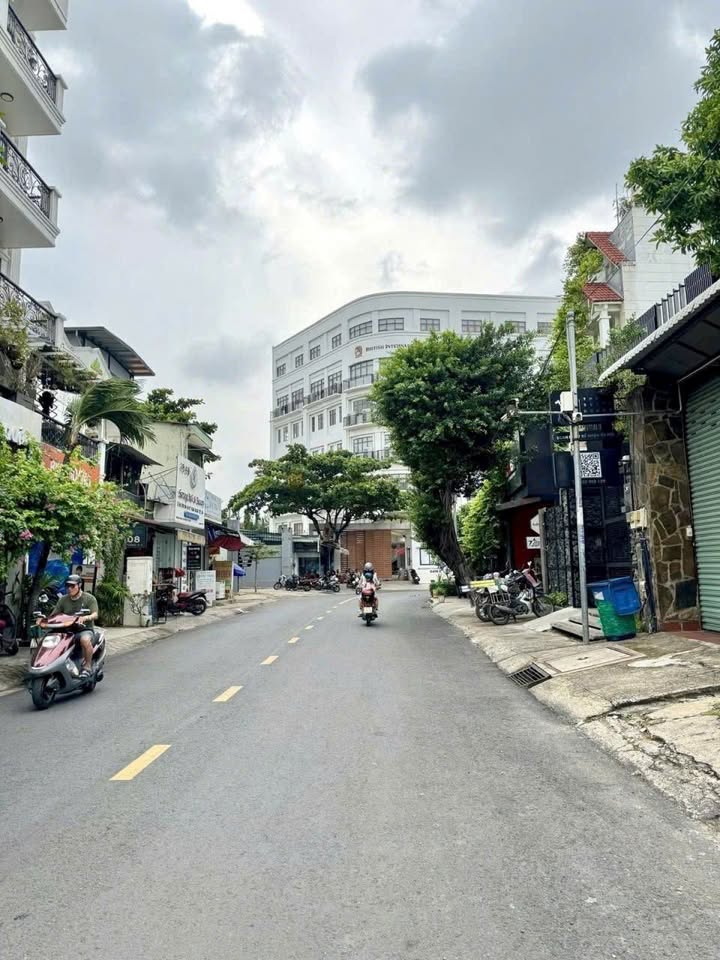 Nhà mặt tiền kinh doanh Quốc Hương, Thảo Điền 113.2m² giá 36 tỷ - Pháp lý rõ ràng, giao dịch ngay!