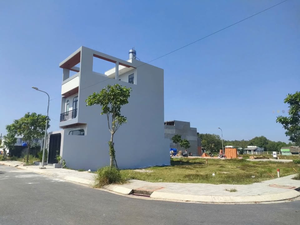 Đất nền KDC Tân Phú Trung Củ Chi 80m² giá thỏa thuận - Đường rộng 8m, xây dựng tự do!