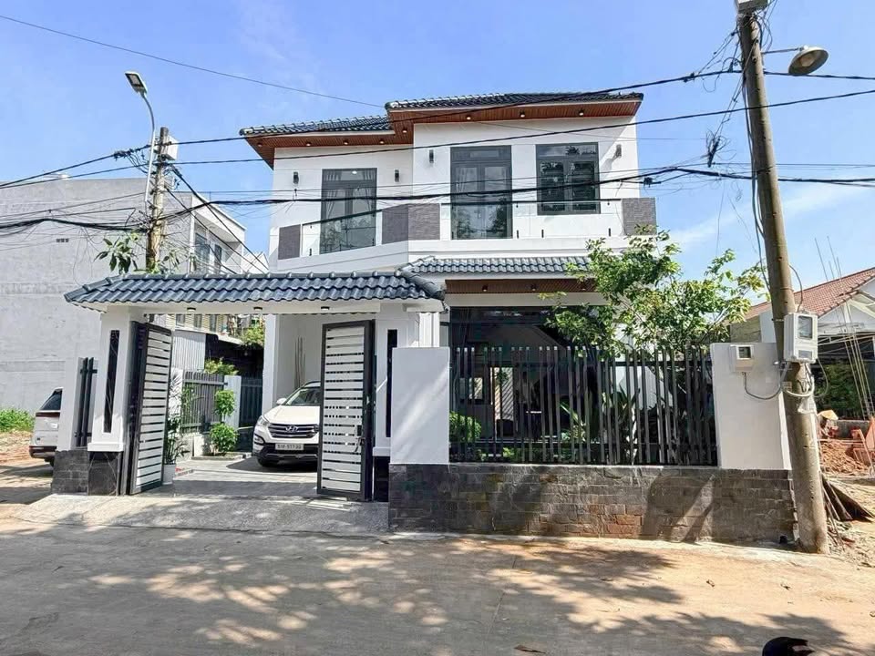 Biệt thự mini Hóc Môn 140m² giá 6.9 tỷ - Thiết kế hiện đại, sẵn sàng ở ngay!