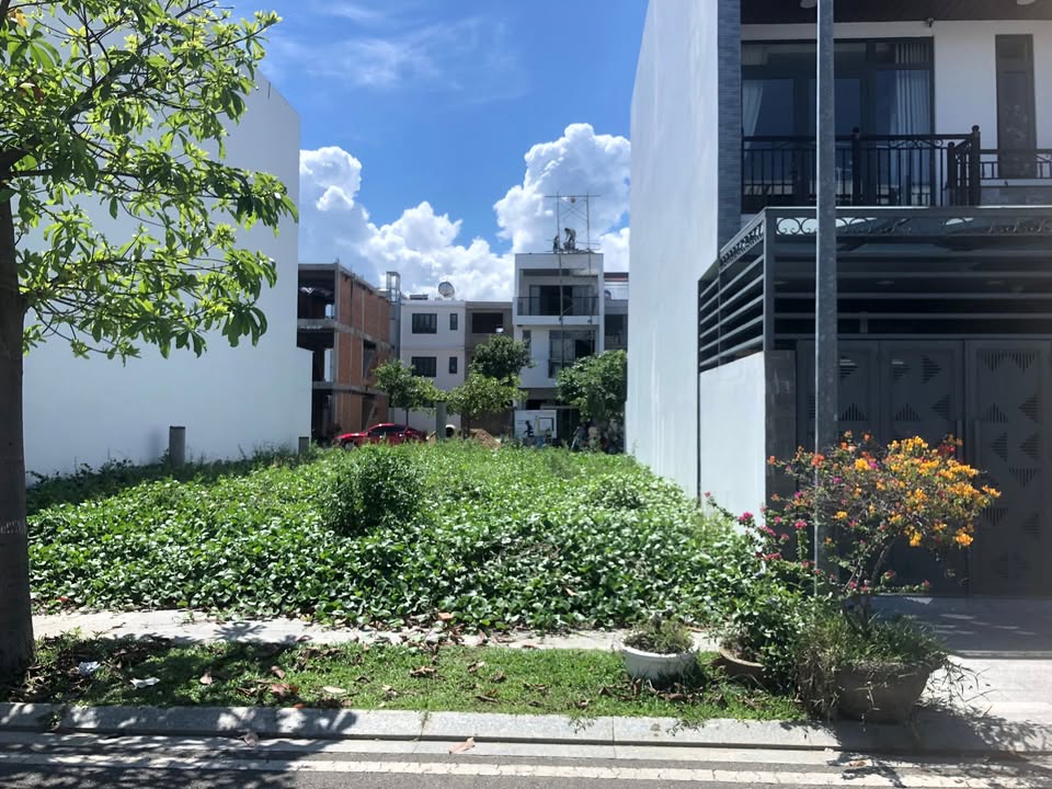 Đất nền 100m² đường số 71, Nam Nha Trang - Giá chỉ 5,9 tỷ, gần biển!