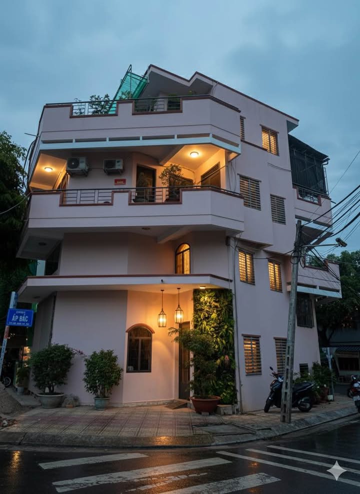 Bán gấp FrontHouse 3 mặt tiền đường Tô Hiệu - Nha Trang 65m² giá 15 tỷ - Đầu tư sinh lời!