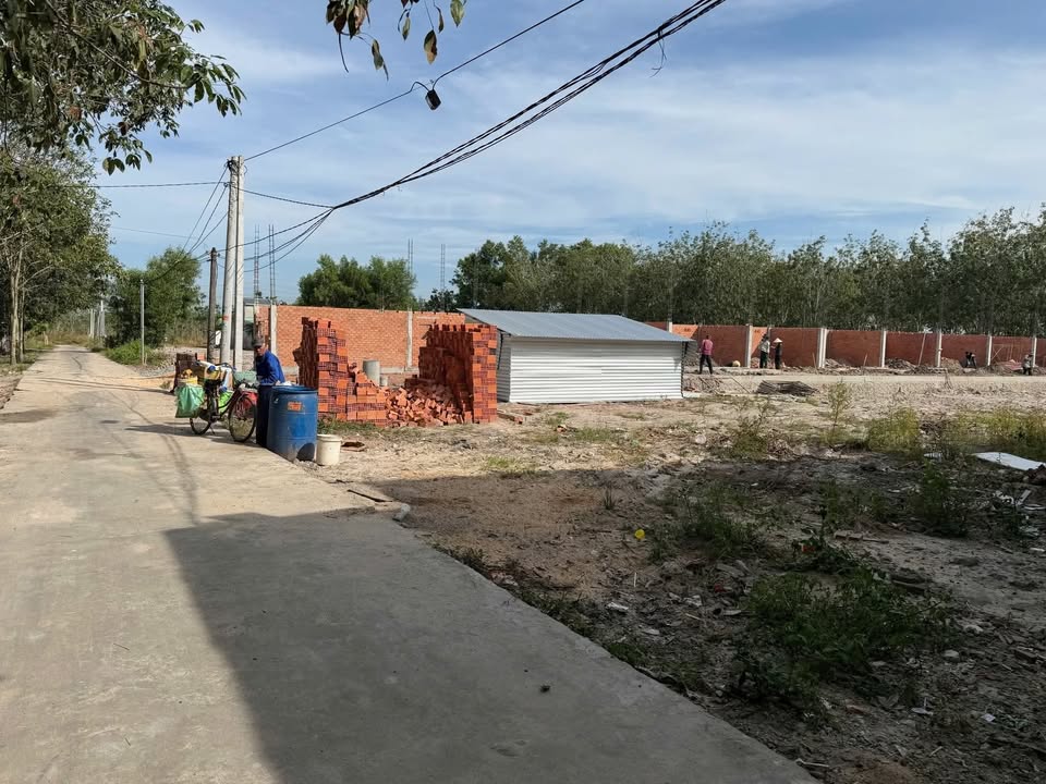 Dãy trọ Minh Thành Chơn Thành 600m² giá 4 tỷ - Đầu tư sinh lời ổn định!