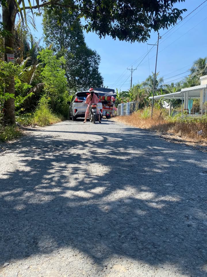 Đất mặt tiền đường Huyện 62, Vĩnh Long 337m² - Giá chỉ 480 triệu, cơ hội đầu tư tốt!