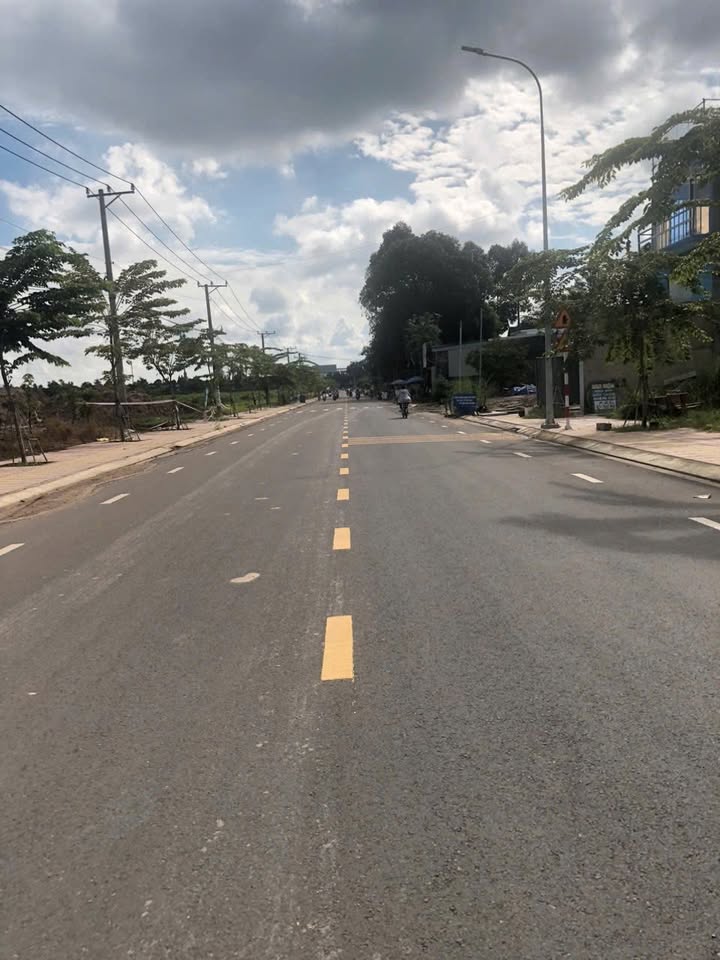 Nhà mặt tiền đường Vườn Ngô, Trảng Bom 125m² giá 2 tỷ - Kinh doanh tuyệt vời!