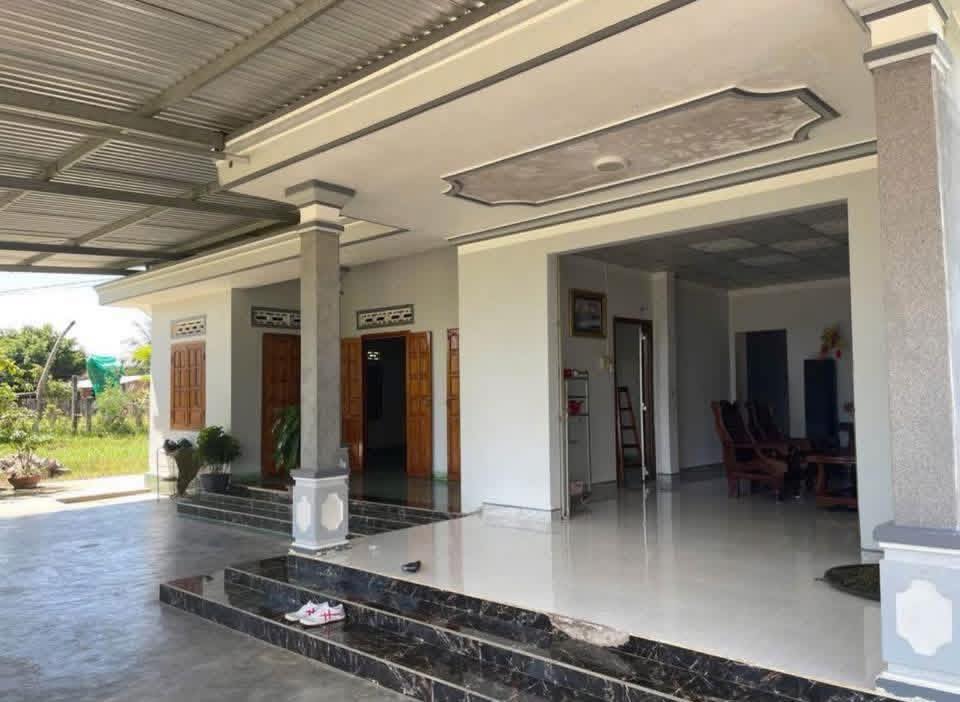 Bán đất thổ cư Vạn Phú 3000m² giá 2.05 tỷ - Nhà mái mới, đường ô tô vào tận nơi!