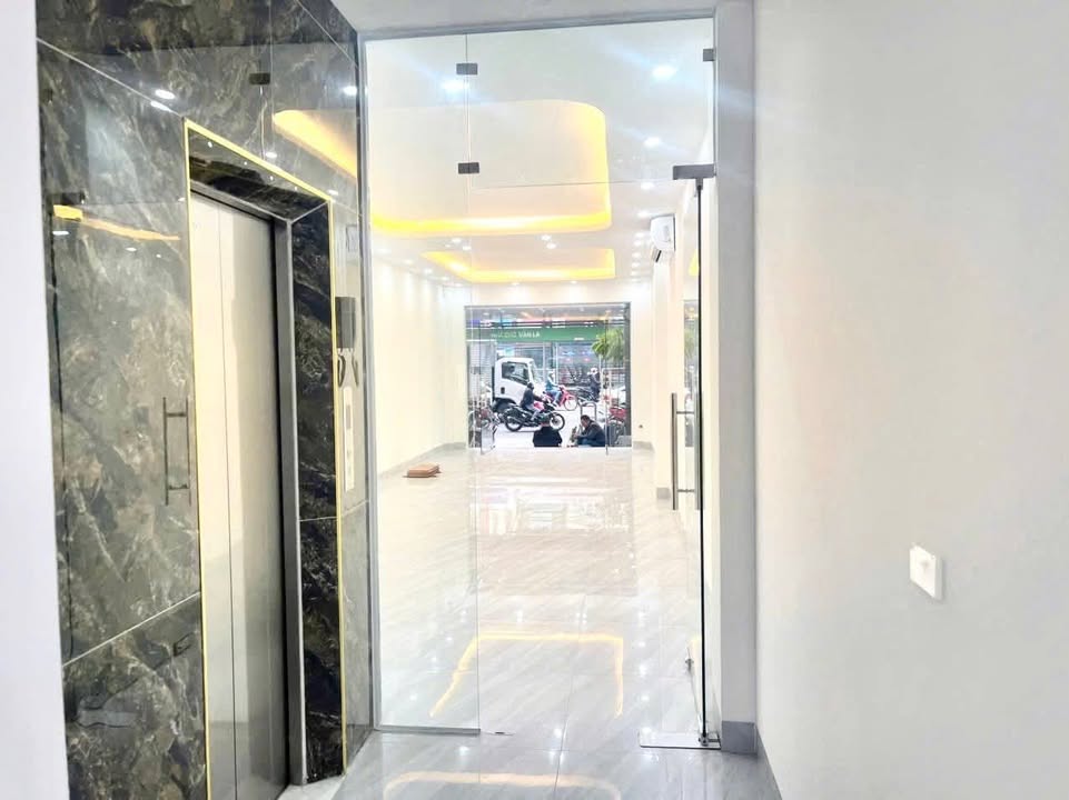 Mặt bằng kinh doanh cho thuê tại Quang Trung, Hà Đông 85m² giá 55 triệu - Vị trí đắc địa, kinh doanh sầm uất!