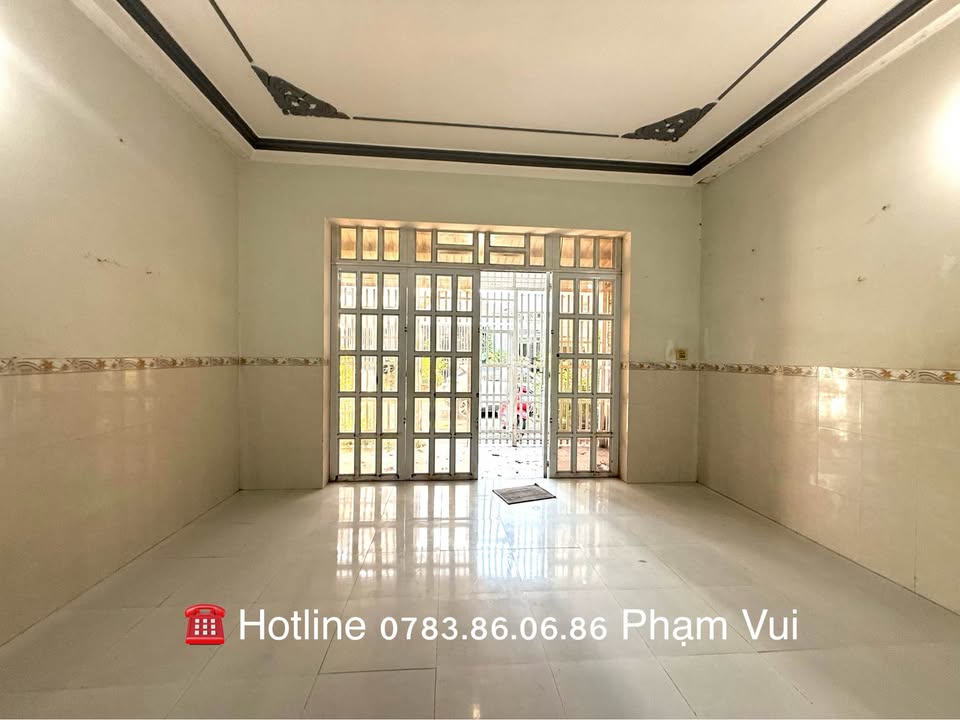 Nhà phố Vĩnh Quang, Rạch Giá 87m² giá 2.2 tỷ - Sổ hồng chính chủ, 1 trệt 1 lầu