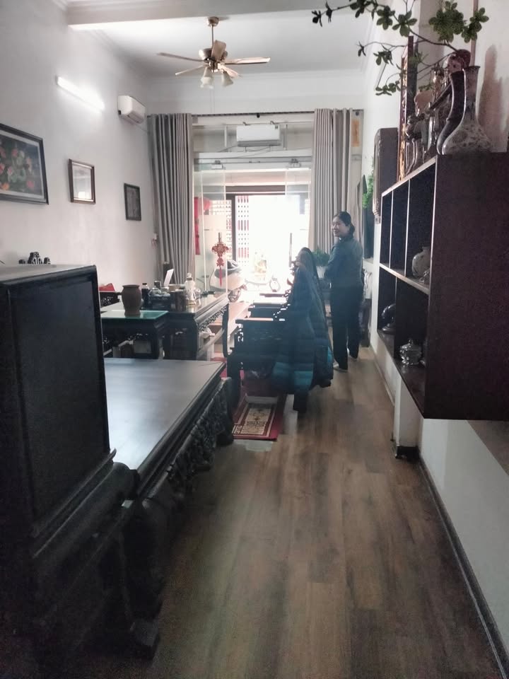 Nhà bán ở Phường Phương Lâm 70m² giá 3 tỷ - Sổ hồng chính chủ!