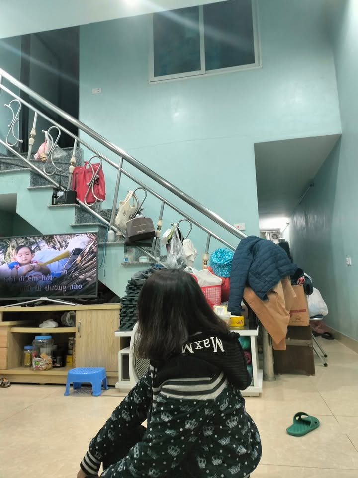 Nhà 2 tầng tại phường Đồng Tiến, 69m² giá 1 tỷ - Sổ hồng chính chủ!