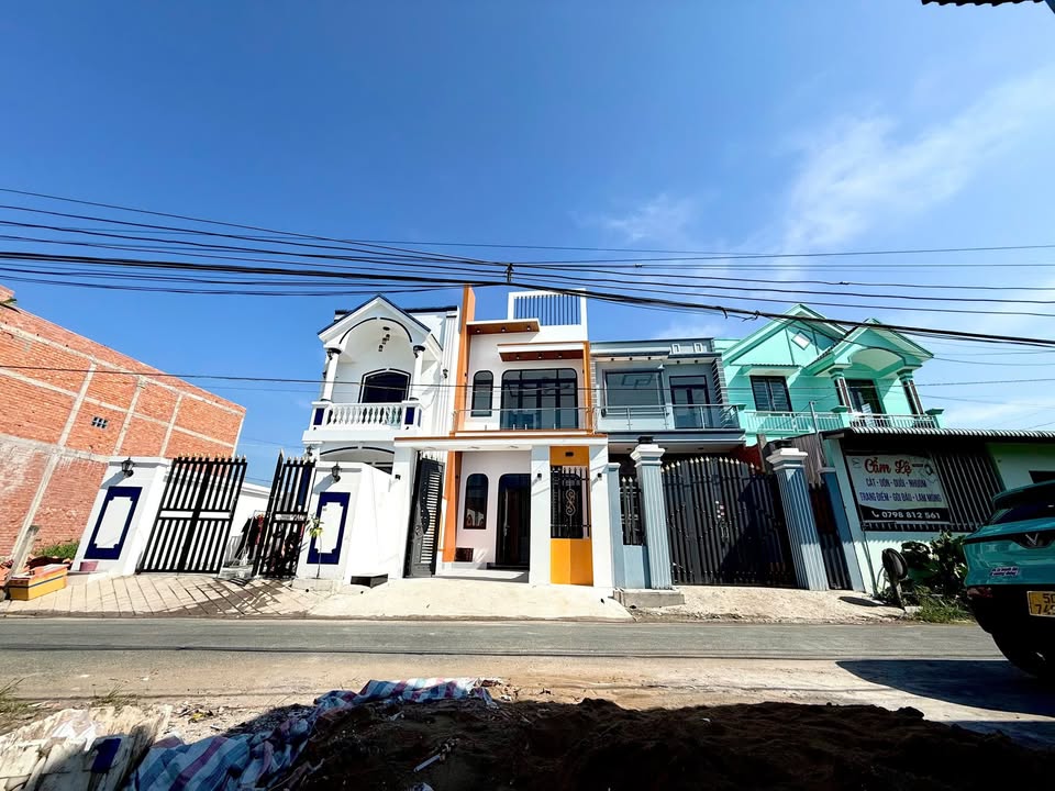 Nhà Cần Giuộc Long An 78m² giá 2.39 tỷ - Sẵn sàng vào ở!
