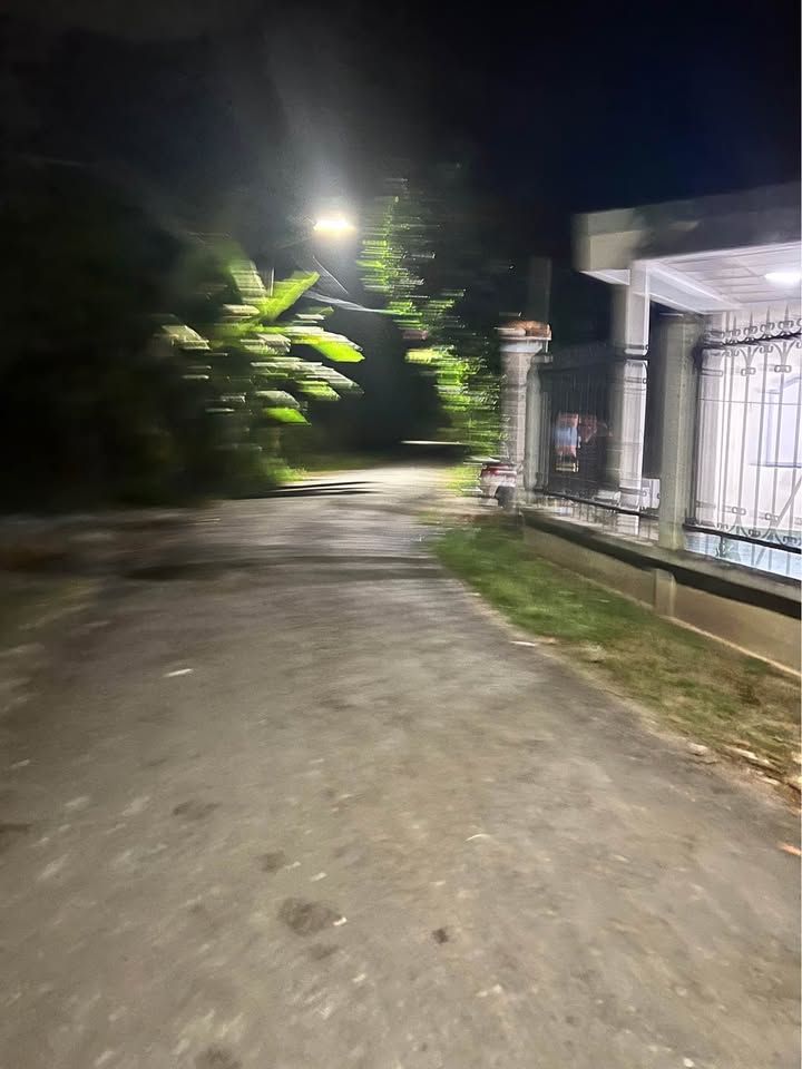 Nhà mặt tiền đường Trần Văn Cầu, phường An Hội, Bến Tre 180m² - Giá thuê chỉ 3 triệu/tháng!