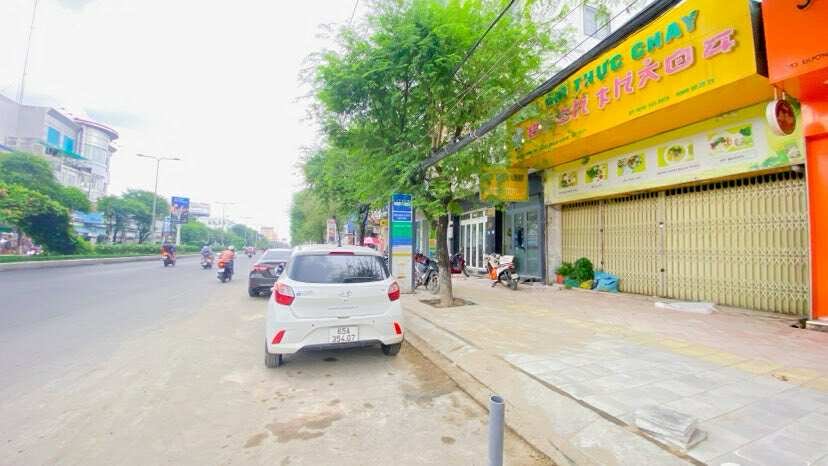 Cho thuê nhà mặt tiền đường 30/4, Ninh Kiều 182m² giá 35 triệu - Vị trí đẹp, kinh doanh thuận lợi!